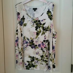 Women's sleeveless shirt